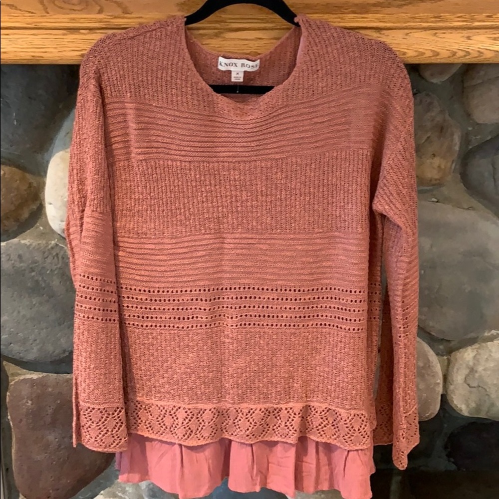 Sweater with ruffle hem